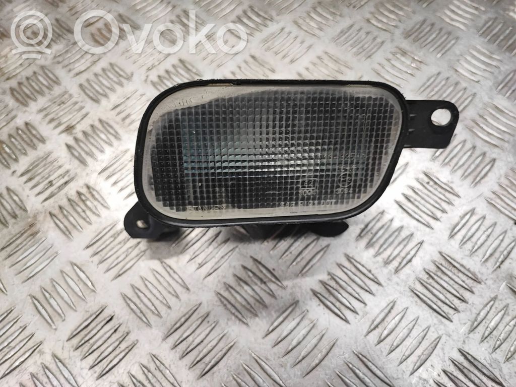 Audi A4 S4 B5 8D Frontblinker 
