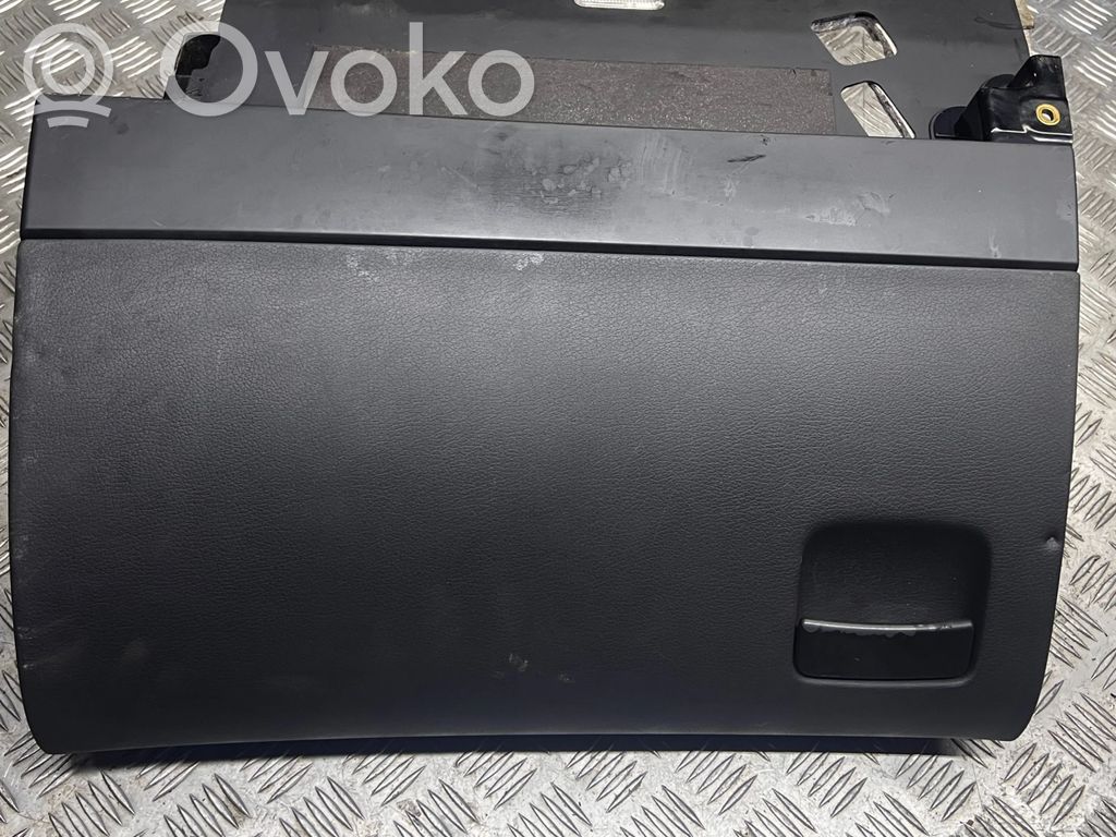 Audi A8 S8 D3 4E Glove box 