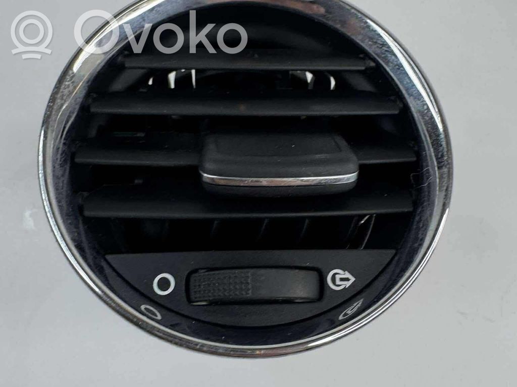 Peugeot 308 Dysze / Kratki środkowego nawiewu deski rozdzielczej 