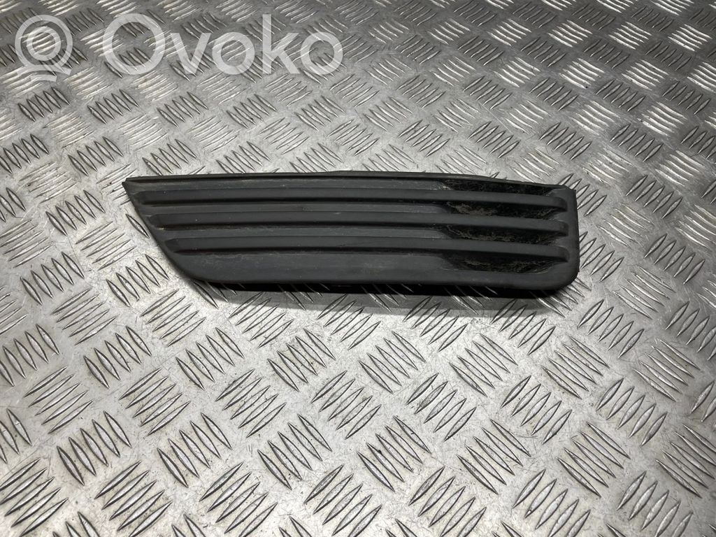 Ford Focus Front bumper lower grill 