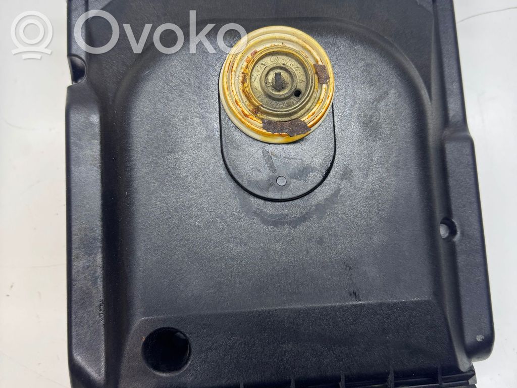 BMW 5 E60 E61 Žemo dažnio garsiakalbis 