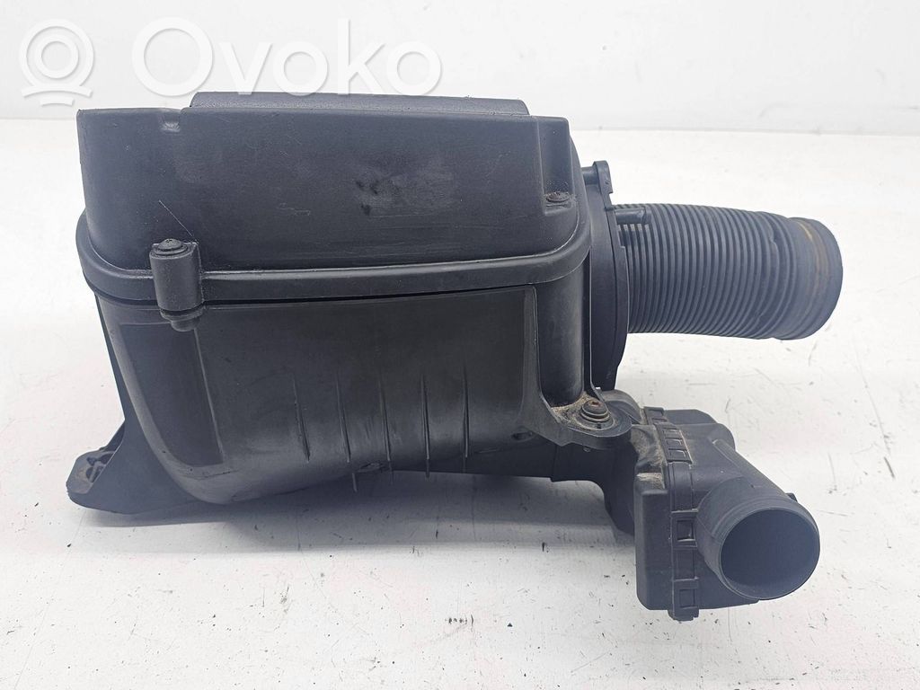 Volkswagen PASSAT B6 Obudowa filtra powietrza 