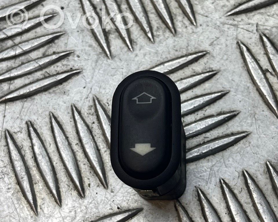 Ford Mondeo MK II Electric window control switch 