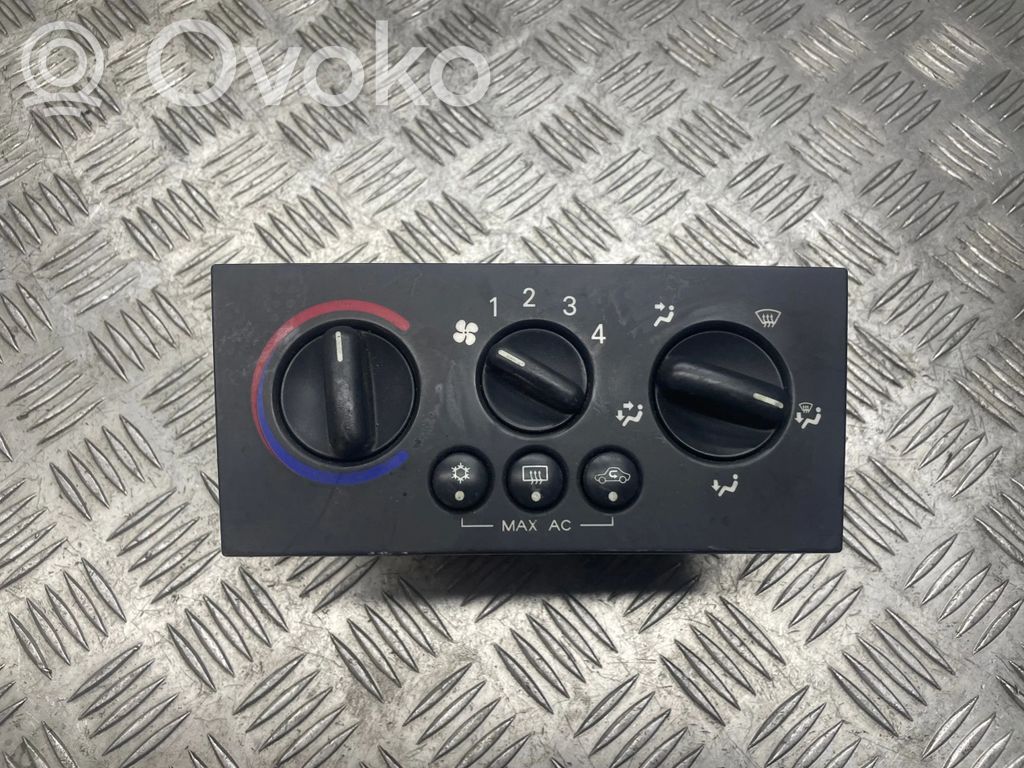 Opel Meriva A Climate control unit 