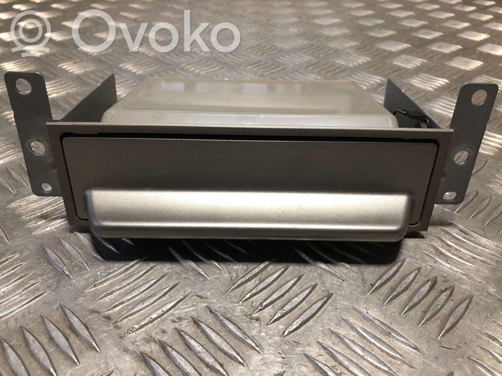 Nissan X-Trail T30 Glove box 