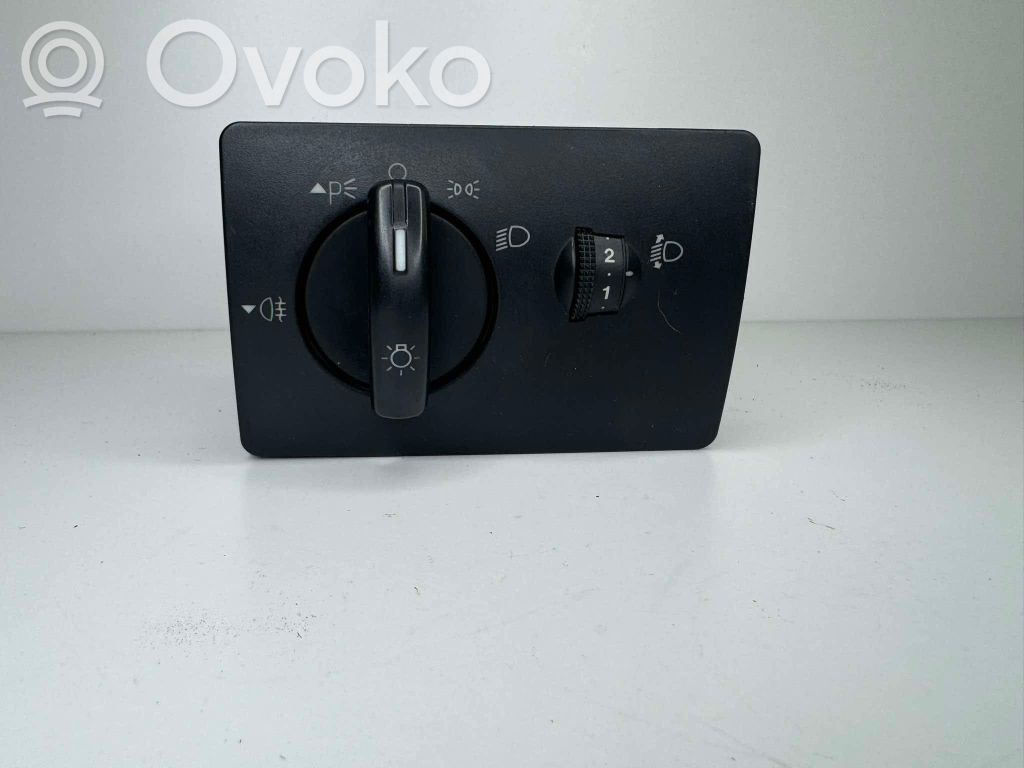 Ford Focus C-MAX Light switch 