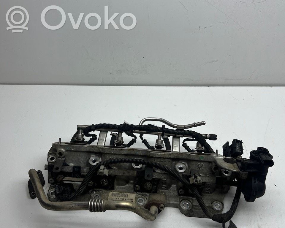 Opel Astra H Kolektor ssący 