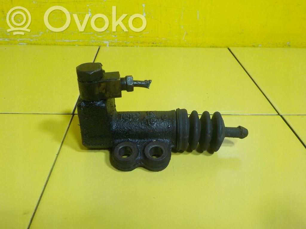 Hyundai ix35 Clutch slave cylinder 