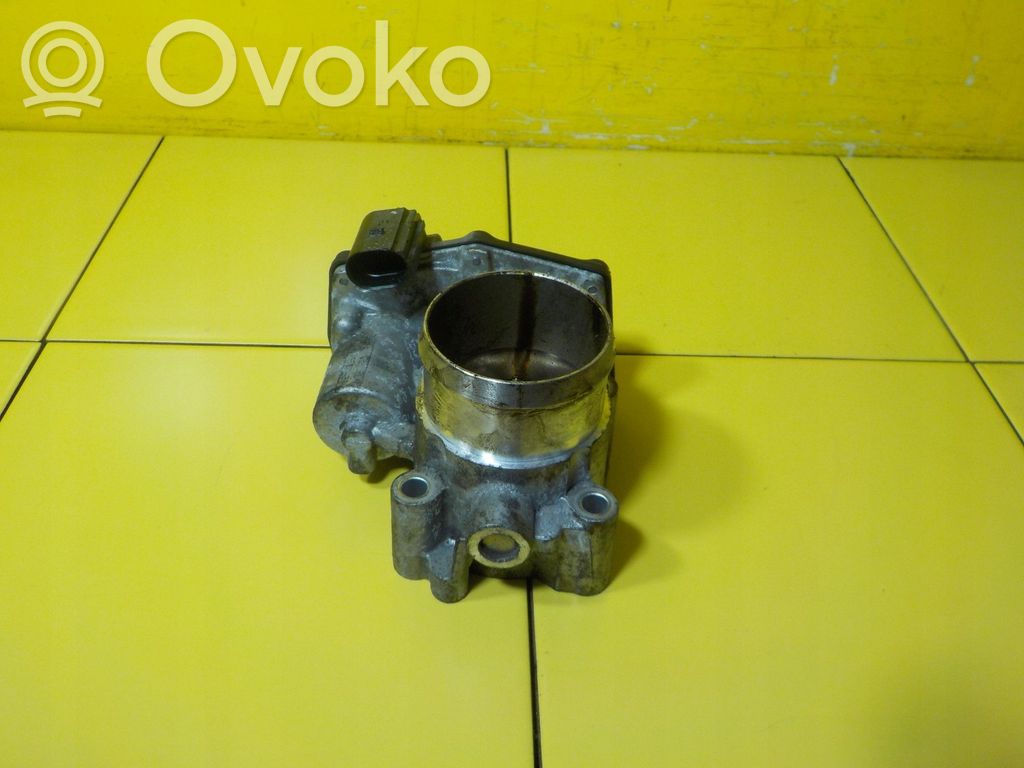 Ford Kuga II Throttle body valve 