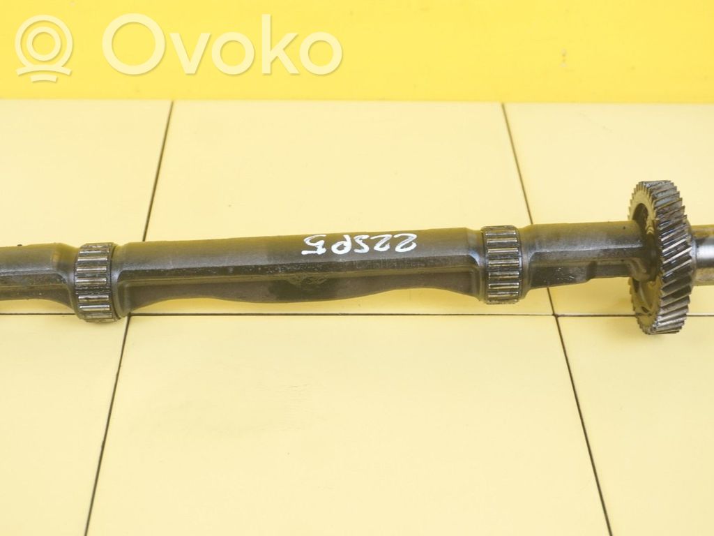 BMW X1 E84 Kita variklio detalė 
