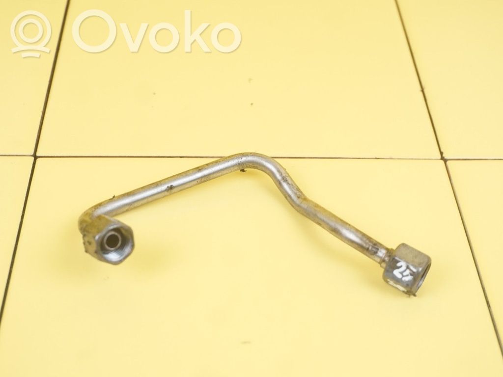 Ford Mondeo MK IV Fuel line pipe 