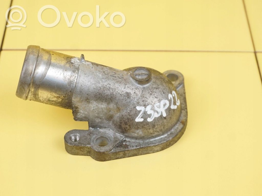 Mitsubishi Outlander Thermostat/thermostat housing 