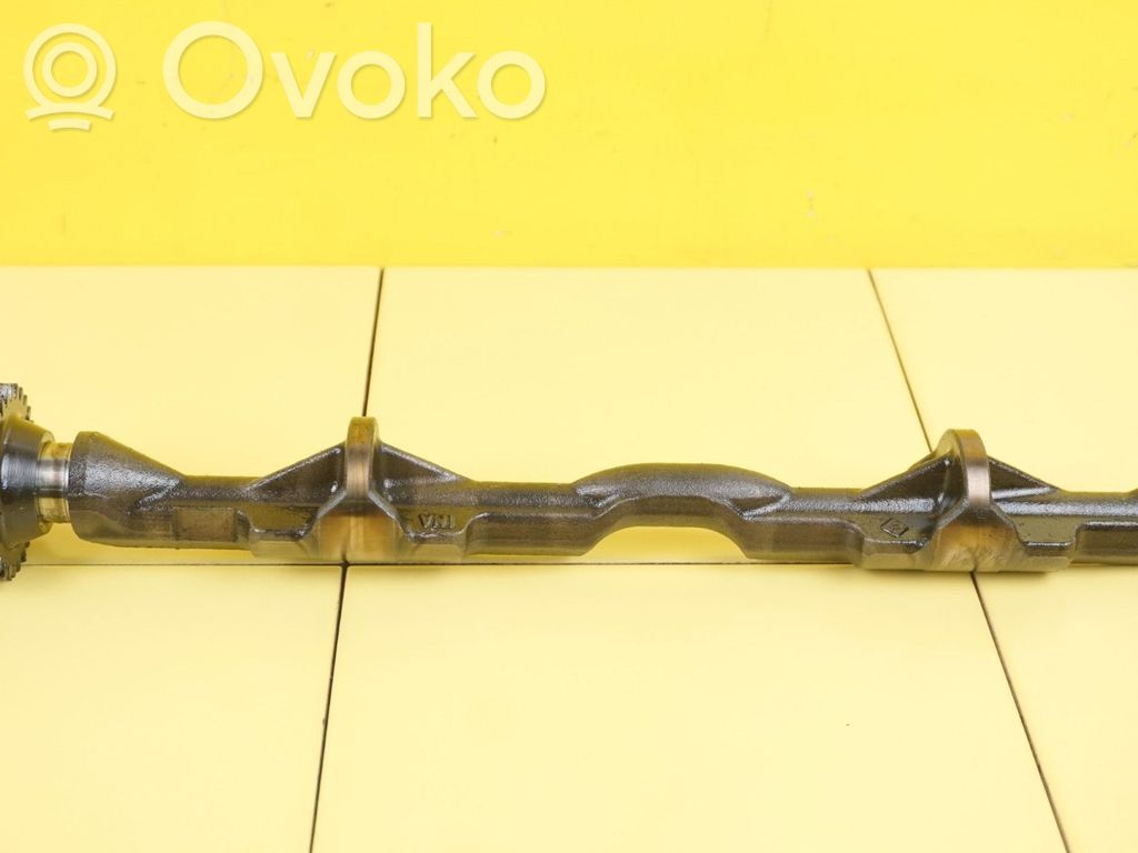 Mercedes-Benz E W212 Camshaft 