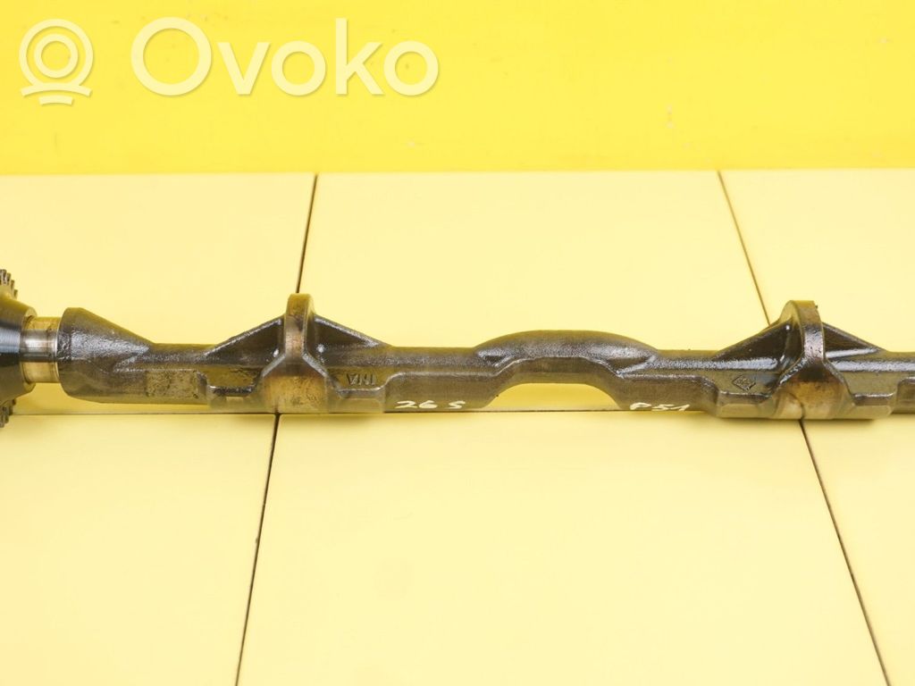 Mercedes-Benz E W212 Camshaft 