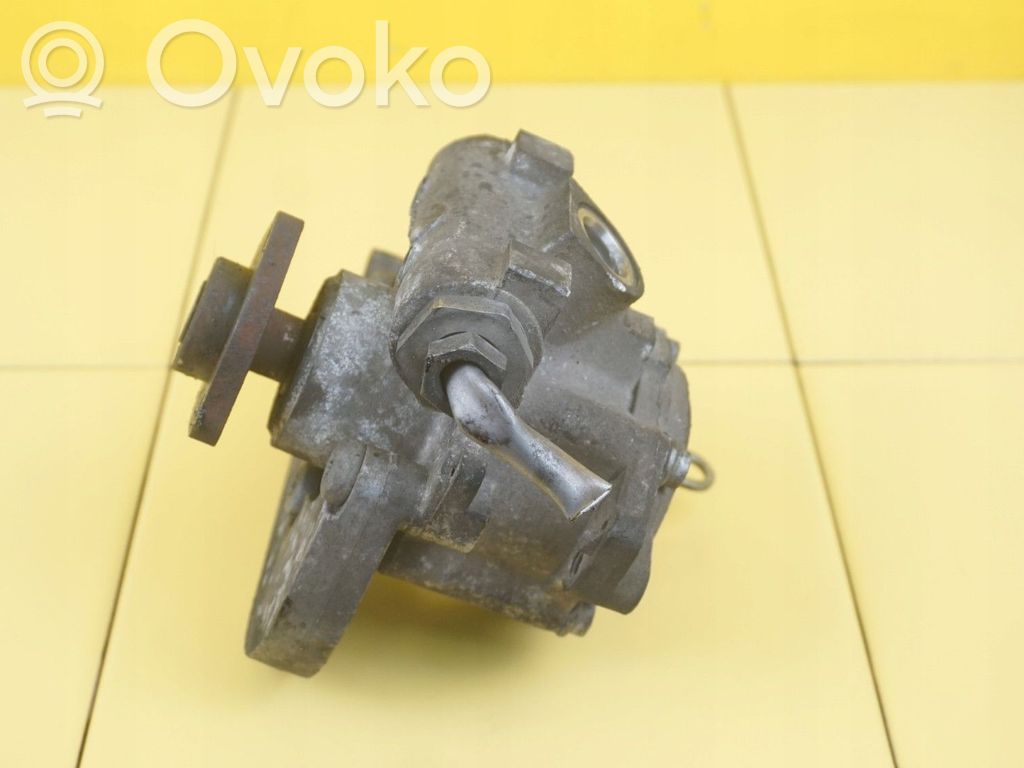 BMW 3 E90 E91 Power steering pump 