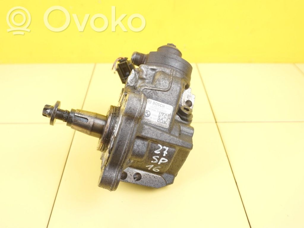 BMW 3 E90 E91 Fuel injection high pressure pump 