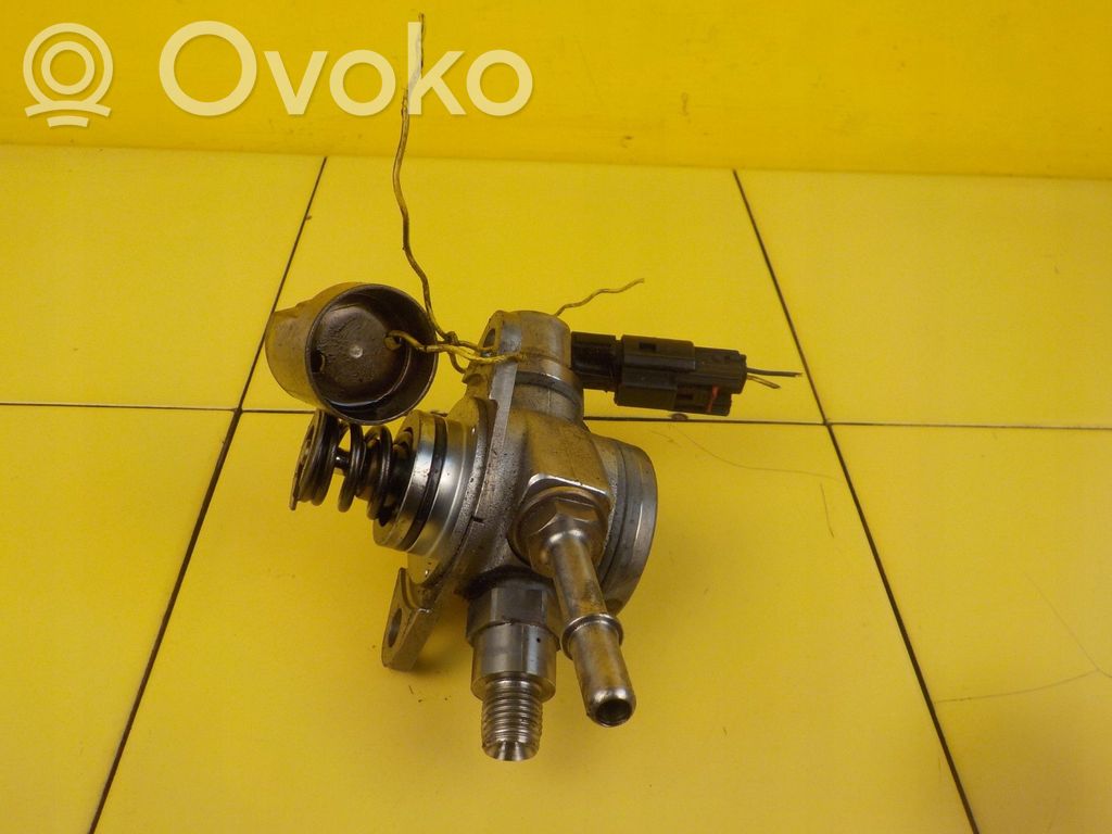 Opel Corsa E Degvielas sūknis 