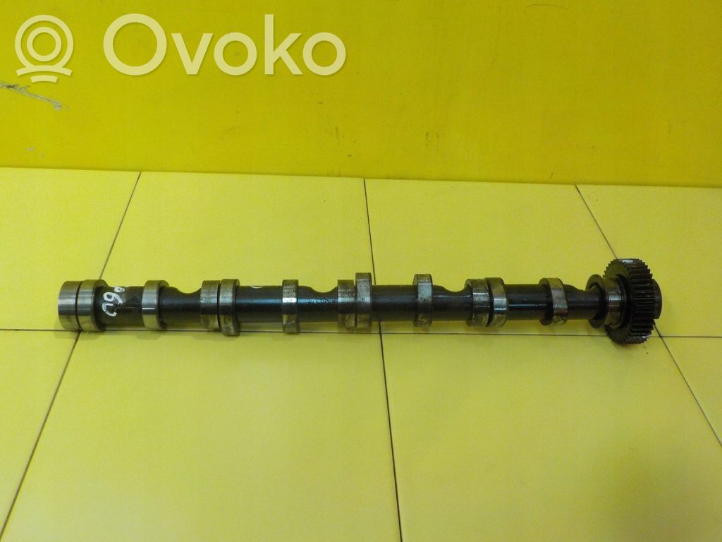 Audi A4 S4 B8 8K Paskirstymo velenėlis 