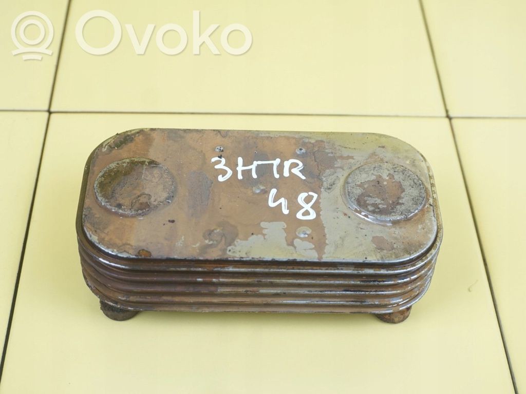 Mitsubishi Canter Dzinēja eļļas radiators 