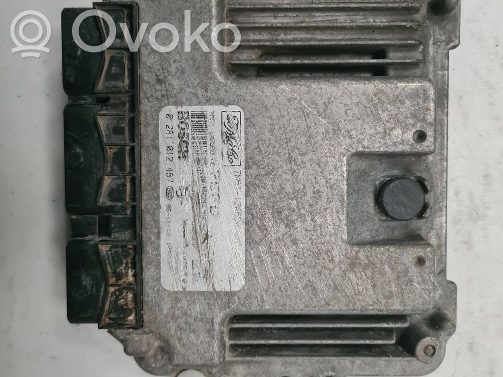 Moottorin ohjainlaite/moduuli   0281012487
