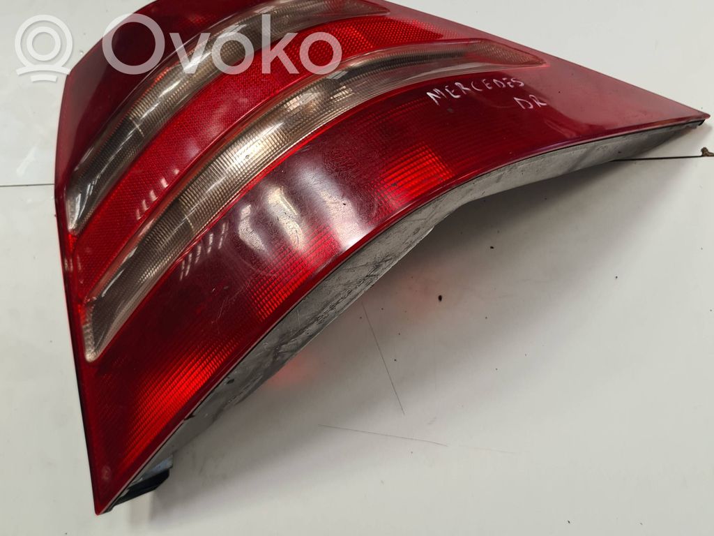 Mercedes-Benz S W220 Lampa tylna 
