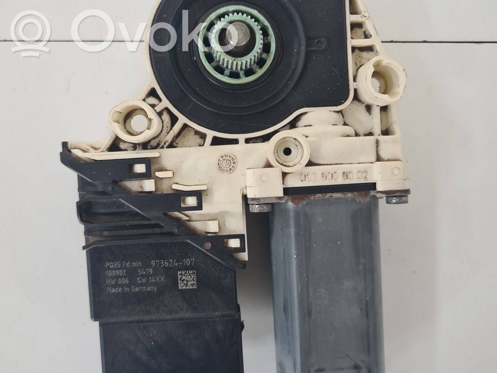 Volkswagen Golf VI Rear door window regulator motor 