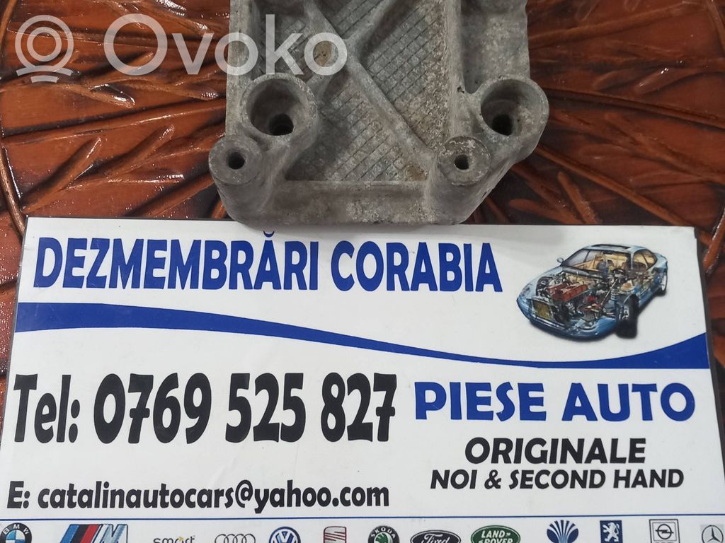 Peugeot 207 A/C compressor mount bracket 