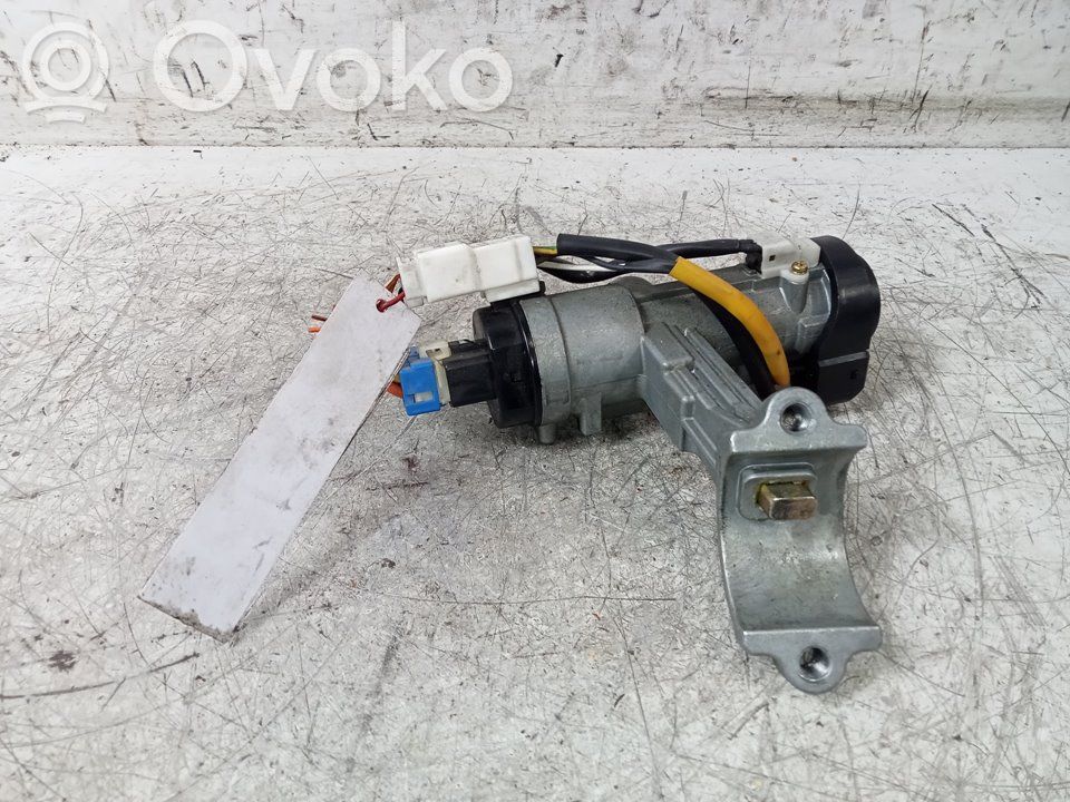 Užvedimo spynelė   050214