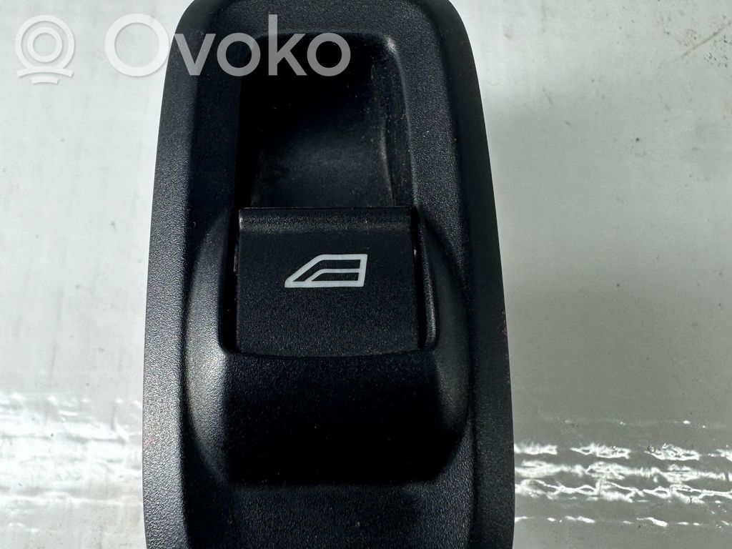 Interruptor del elevalunas eléctrico   D2BT14529AA,10090473