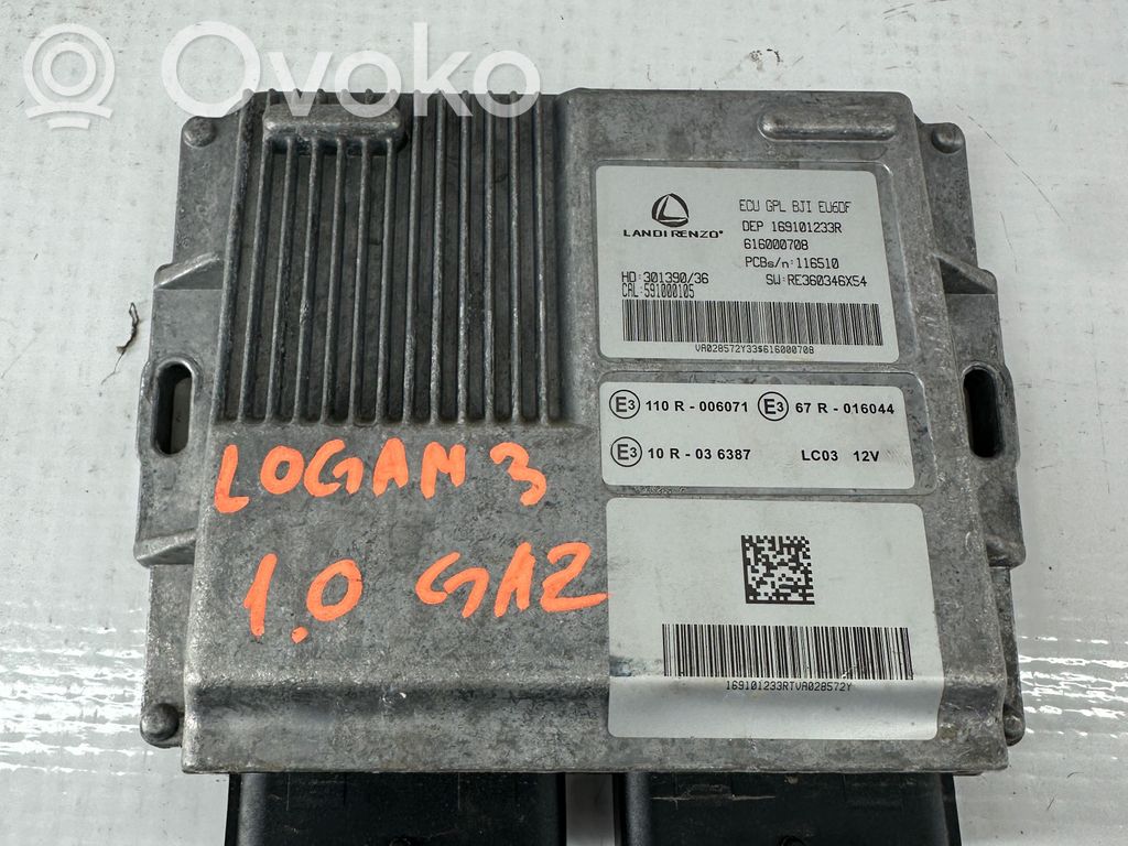 Dacia Logan III Engine control unit/module 