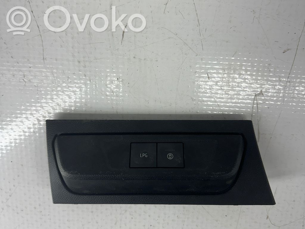 Dacia Sandero III Inne przełączniki i przyciski 