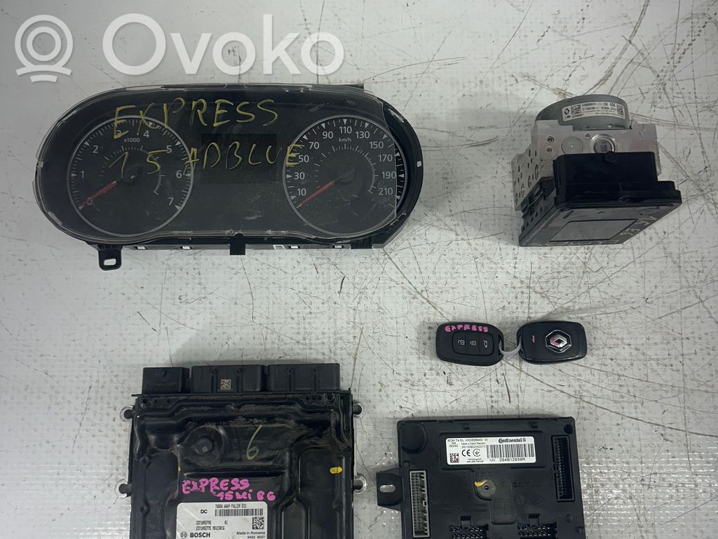 Engine control unit/module   237109279S,476608081R,284B12939R,248096218R
