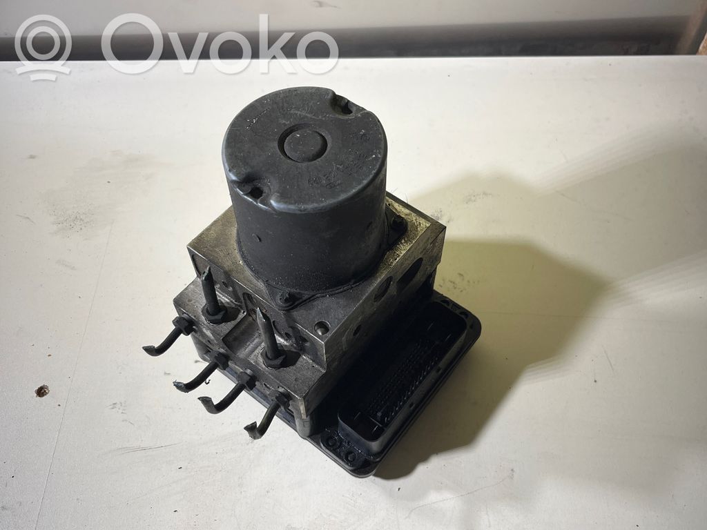 Mercedes-Benz E W211 ABS Pump 