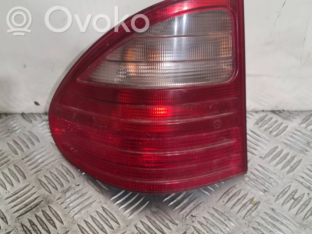 Mercedes-Benz E W210 Rückleuchte Heckleuchte 