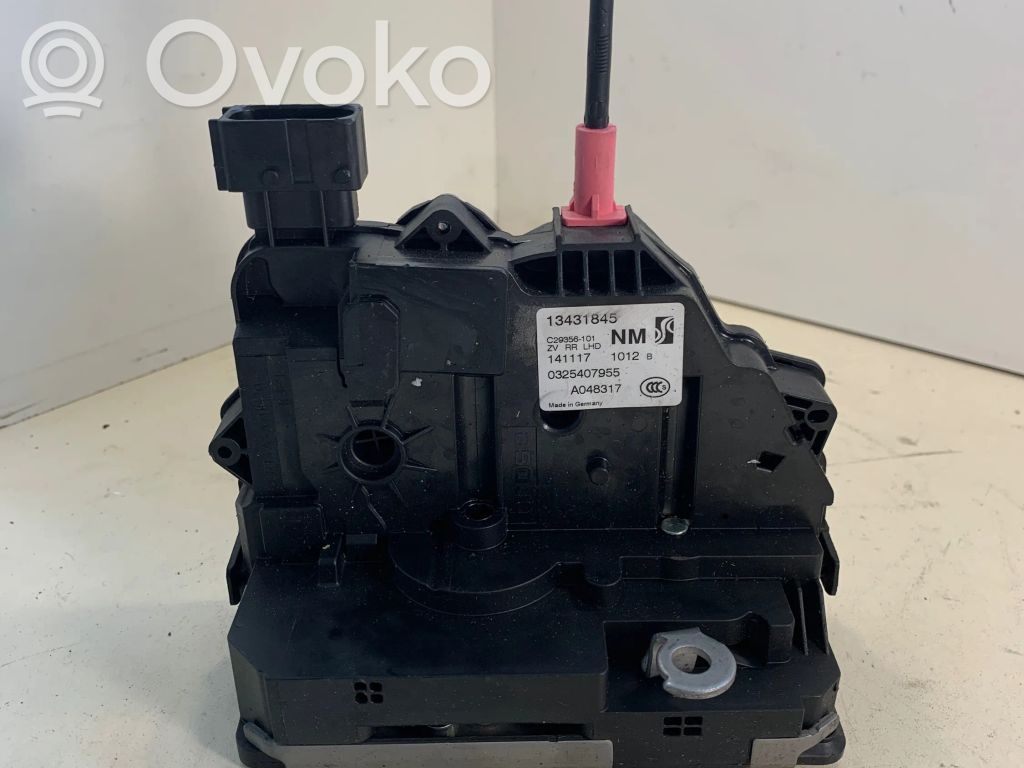 Opel Corsa E Rear door lock 