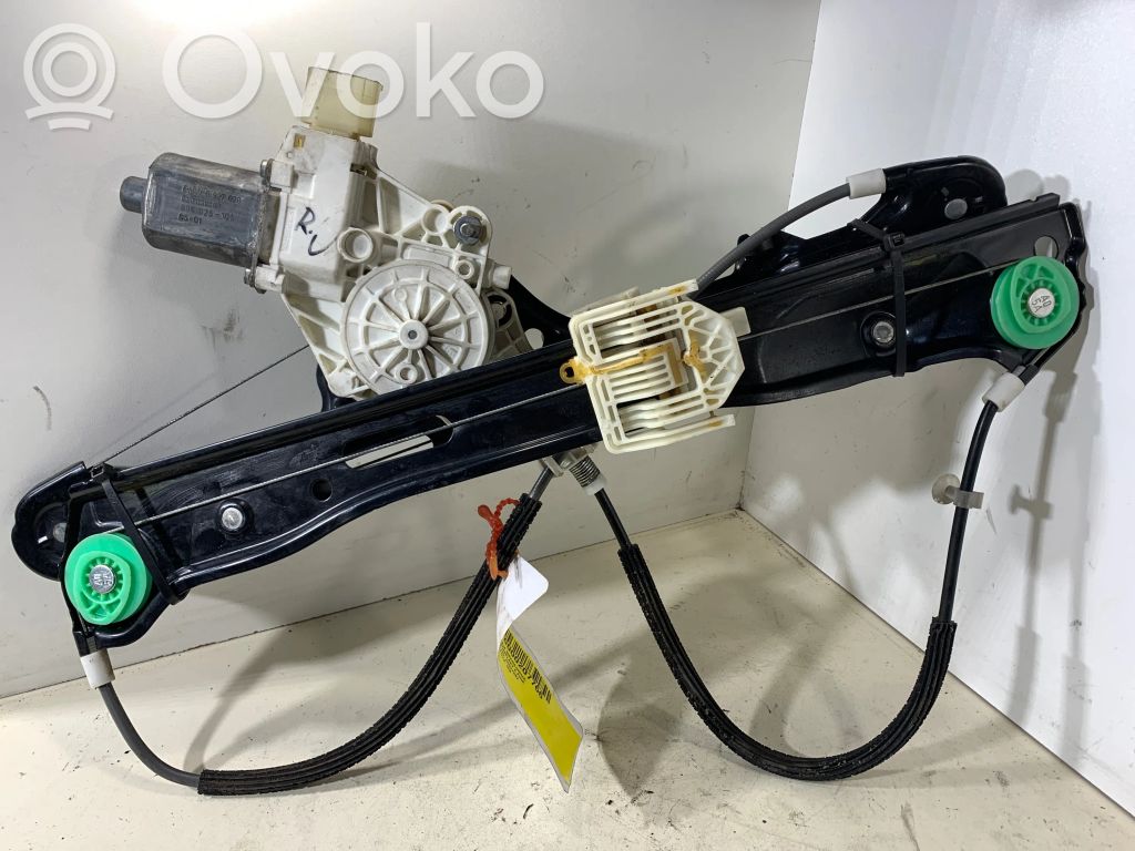 BMW 3 E90 E91 Priekšpusē elektriskā loga pacelšanas mehānisma komplekts 