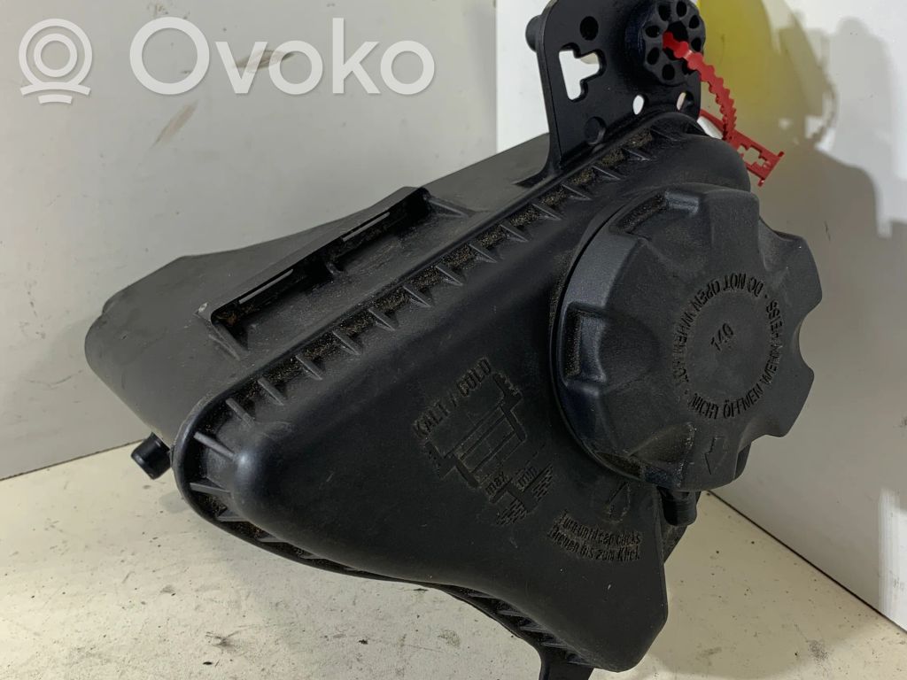 BMW 5 F10 F11 Zbiornik wyrównawczy chłodziwa 