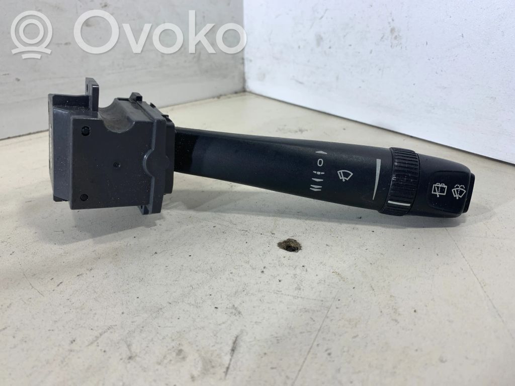 Volvo XC70 Wiper control stalk 
