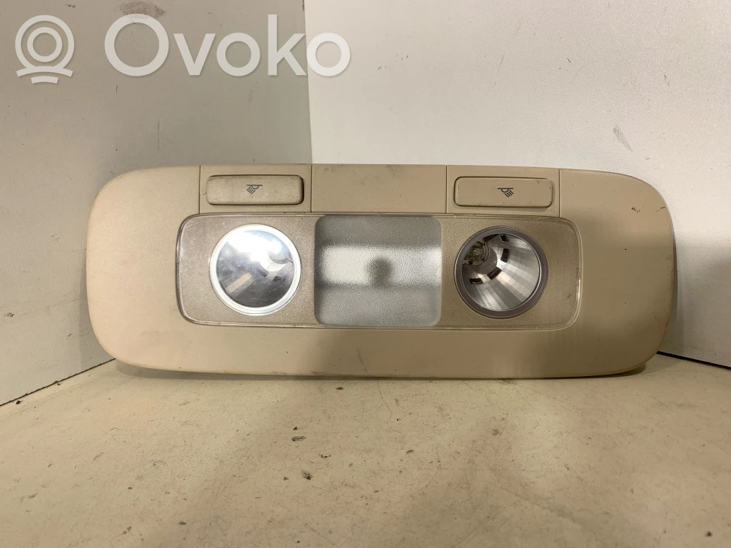 Volkswagen PASSAT CC Lampka podsufitki tylna 