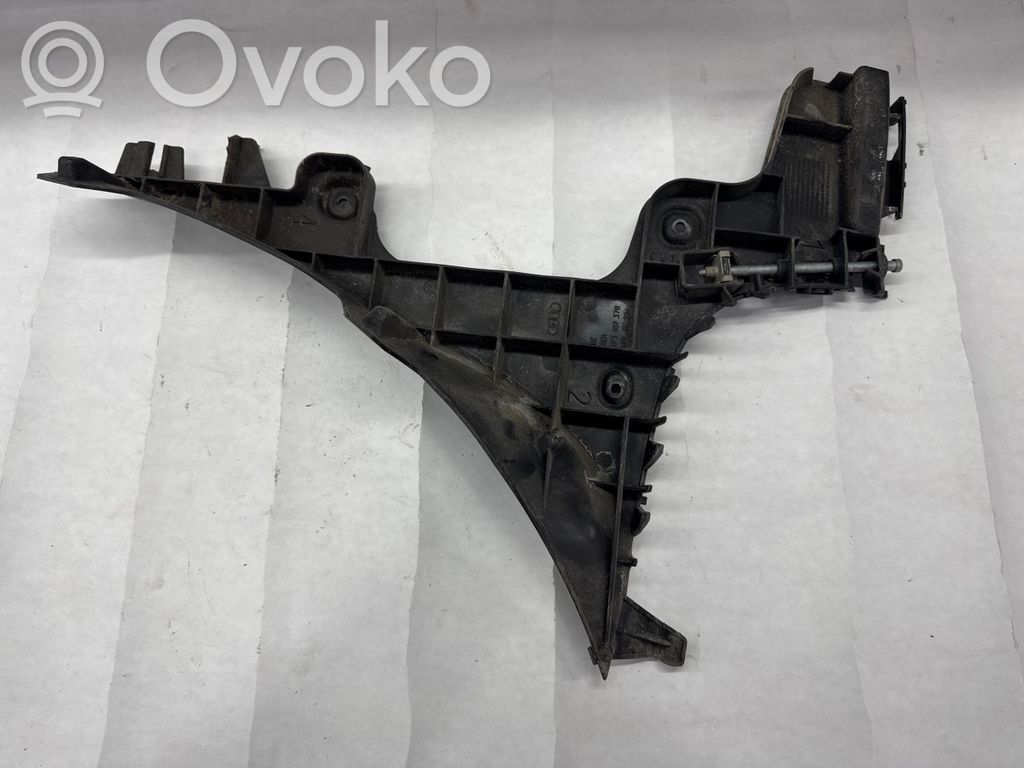 Audi A3 S3 8P Galinis laikiklis bamperio 