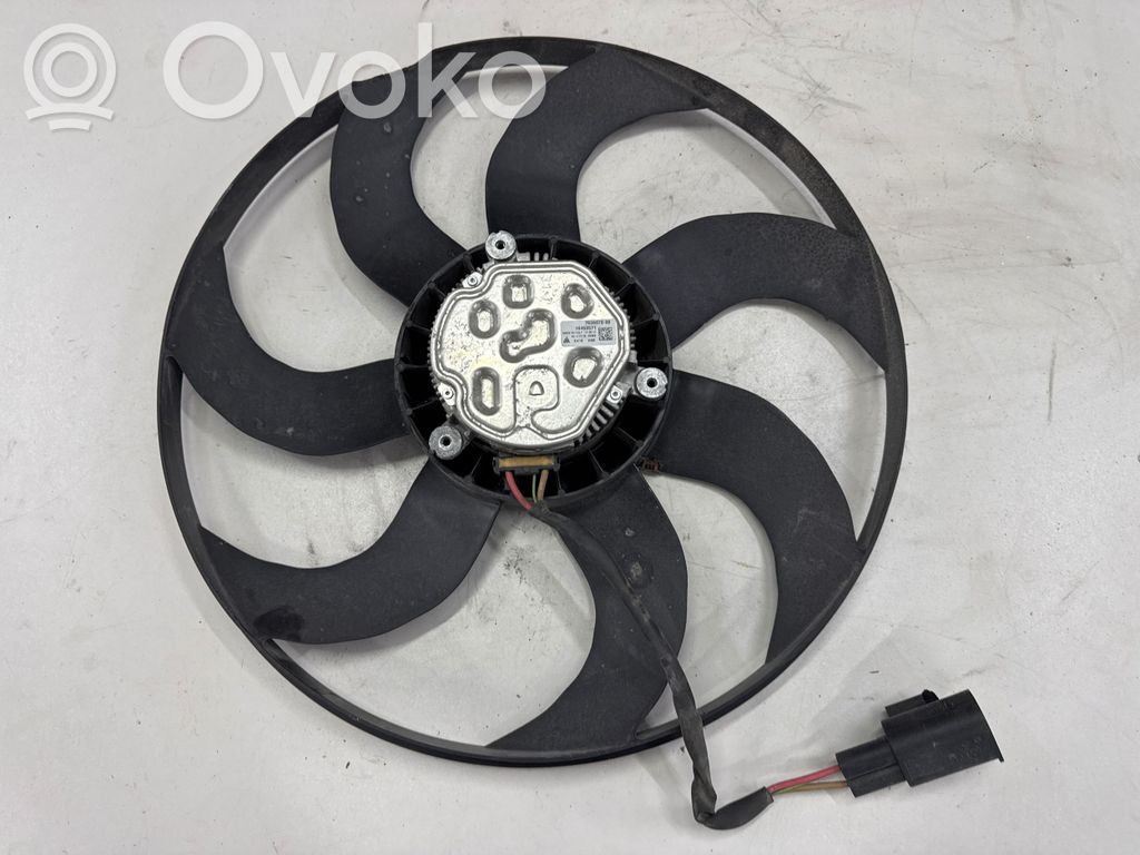 BMW 2 F46 Elektrinis radiatorių ventiliatorius 