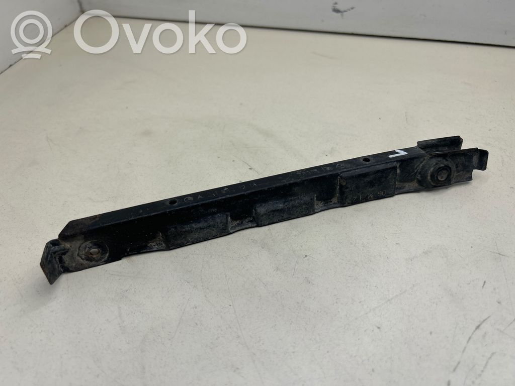Mercedes-Benz E W211 Front bumper mounting bracket 