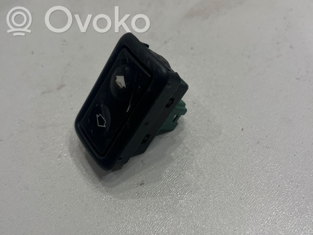 Electric window control switch   8365300,11411,15599806