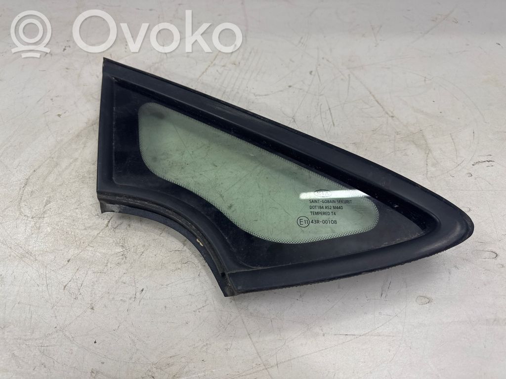 KIA Ceed Etukolmioikkuna/-lasi 