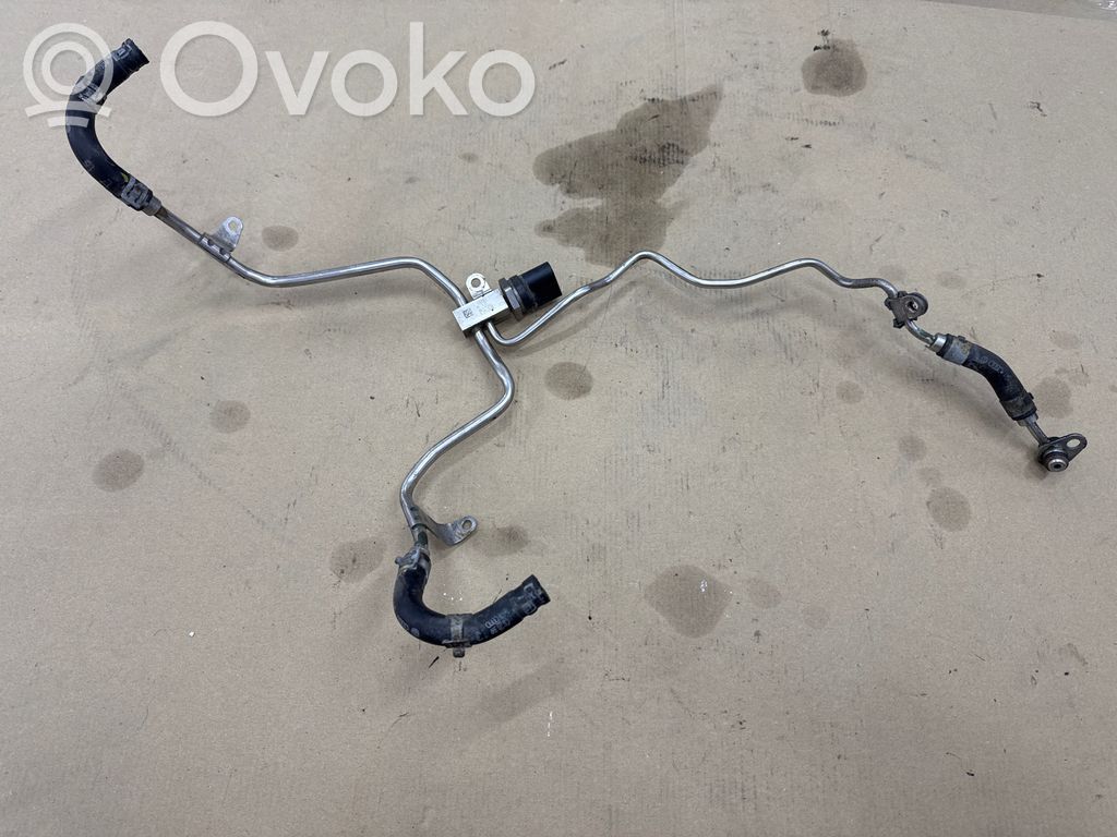 Audi A8 S8 D4 4H Degalų vamzdelis (-iai) 