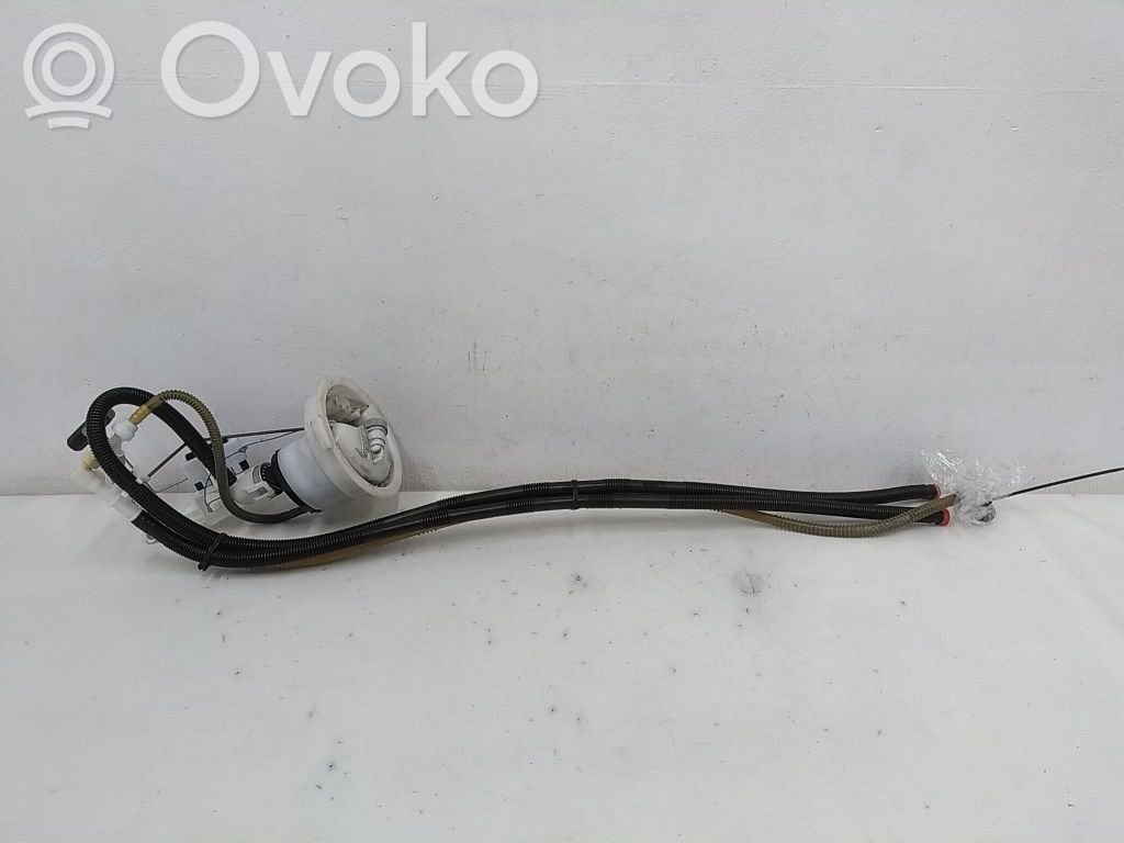 BMW 3 E90 E91 Pompe à carburant 
