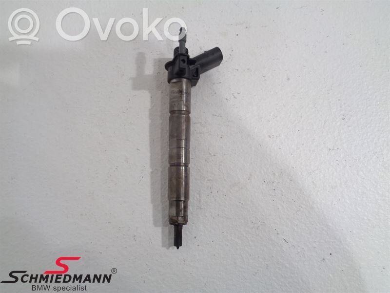 BMW 5 F10 F11 Fuel injector 