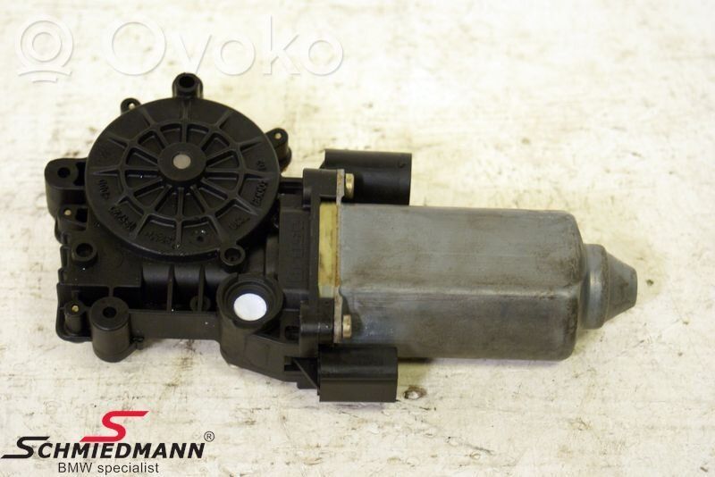 BMW 3 E36 Motor del regulador de la ventanilla de la puerta delantera 