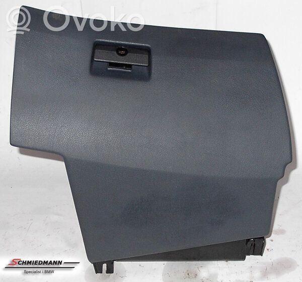 BMW 5 E34 Dashboard storage box/compartment 