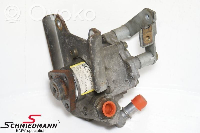 Power steering pump   32411097149